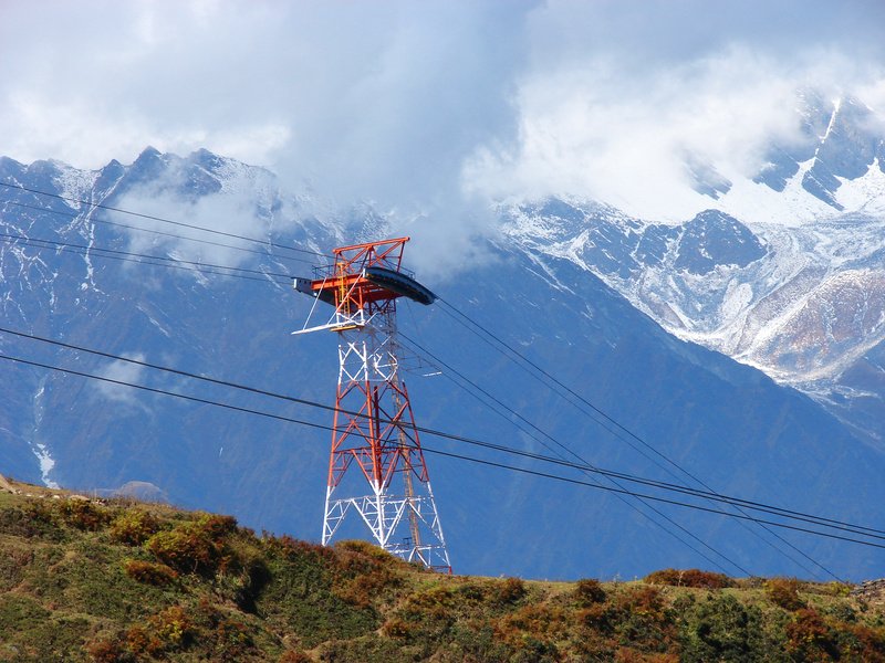[Photograph: Auli ropeway]