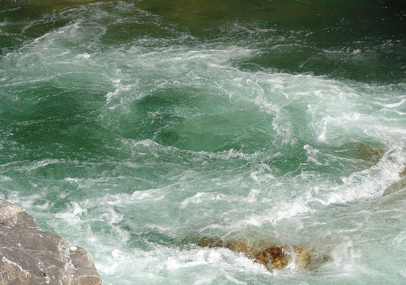 [Photograph: Bubbles in the Birahi]